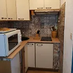 Appartement Avec Agreable Loggia Dans Residence Privee