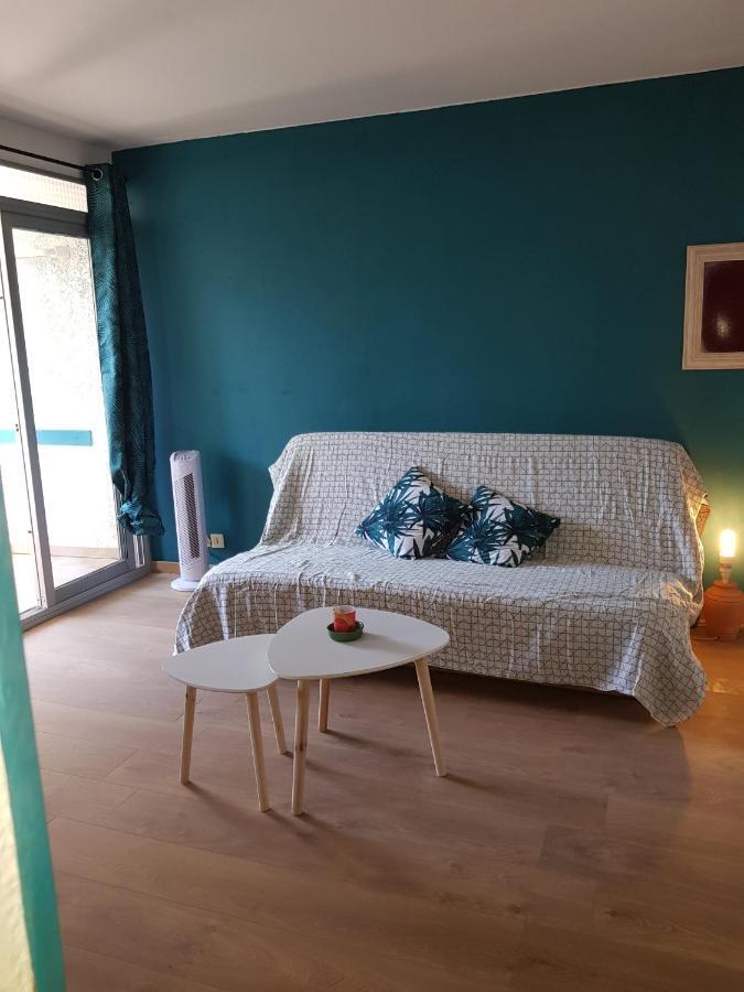 Avec Agreable Loggia Dans Privee Appartement *